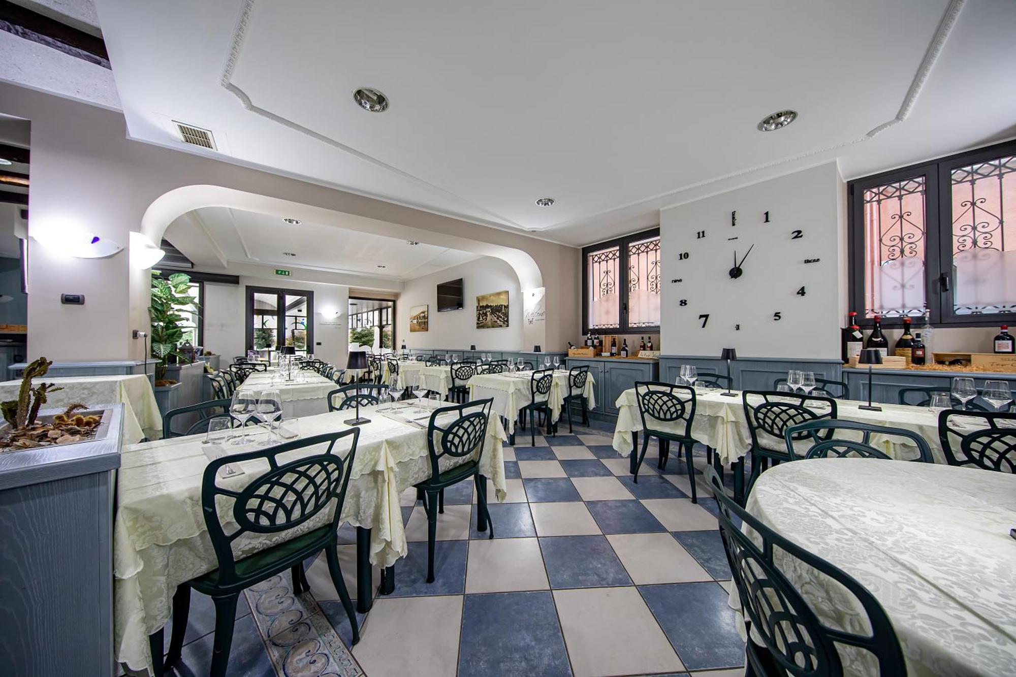Hotel Novara 베르바니아 외부 사진