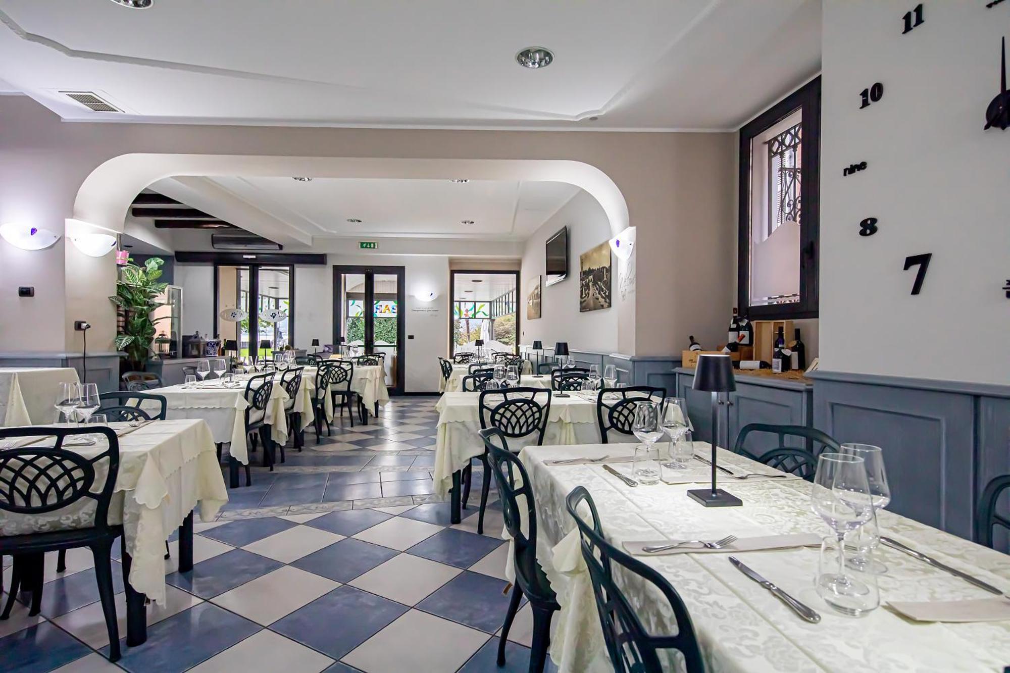 Hotel Novara 베르바니아 외부 사진