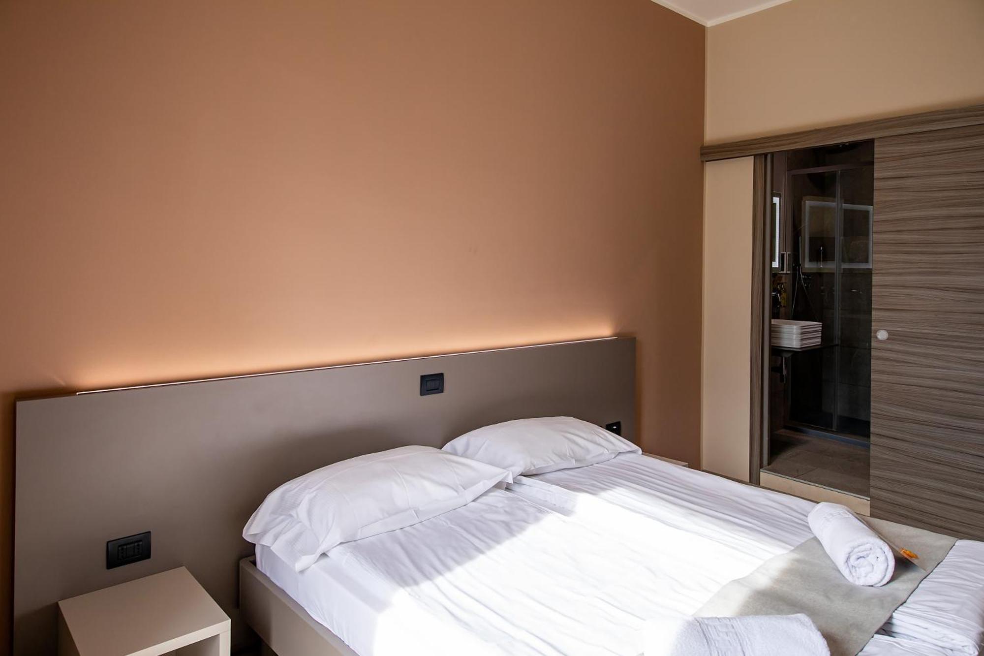 Hotel Novara 베르바니아 외부 사진